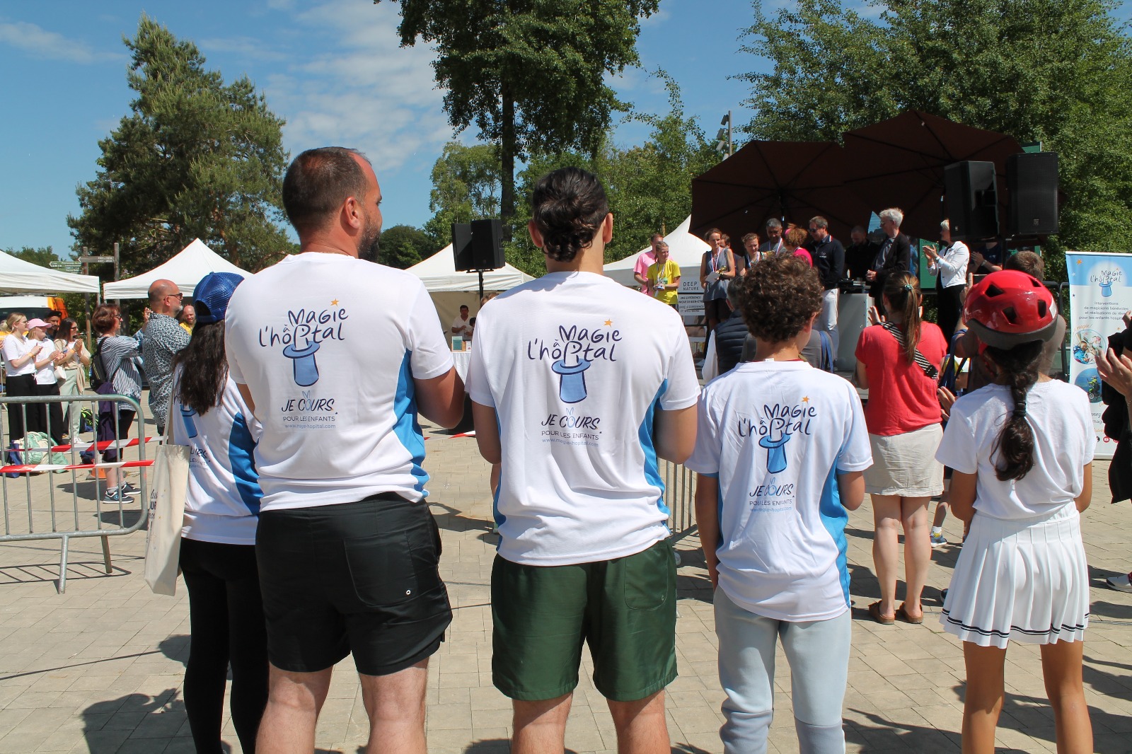 Magie à l'hôpital spectacle magie enfants hospitalisés Students for Impact Gandee